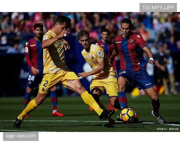 西甲升班马迎战新赛季，力争稳健表现演绎精彩对决