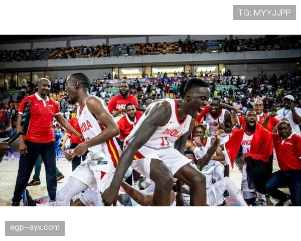 非洲杯激战正酣，新冠军强势回暖引热议