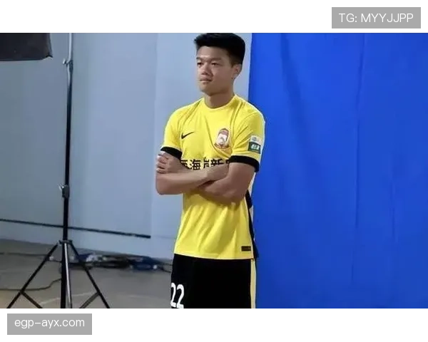 足球新星状态火热，年轻球员本赛季展现惊人潜力