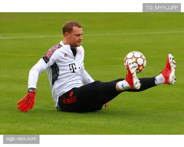 诺伊尔状态持续在线，关键战役力挽狂澜助球队逆转